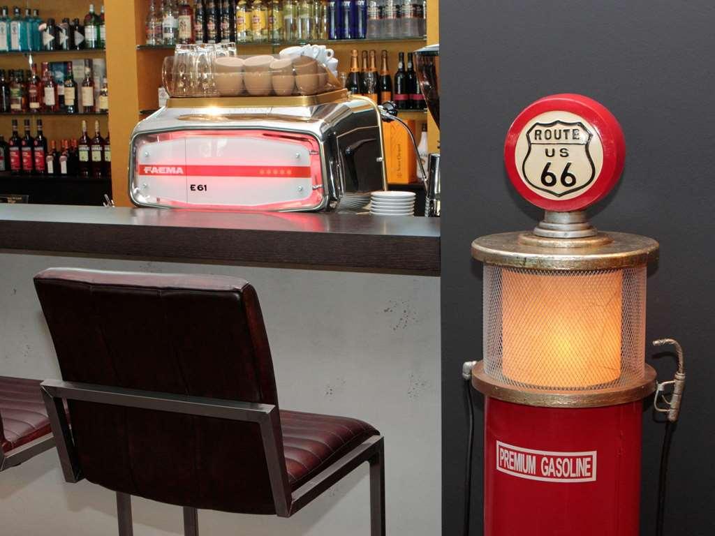 The Classic Oldtimer Hotel Ingolstadt Restaurace fotografie